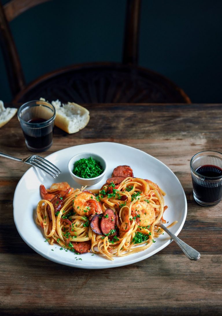 chorizo, prawn & chilli pasta – Stuck in the kitchen